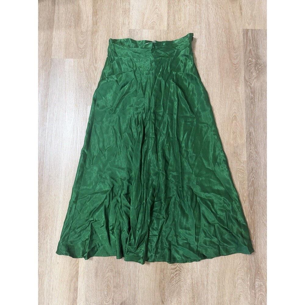 Zara Green Satin Midi Skirt Holiday Preppy Casual Christmas Size Small